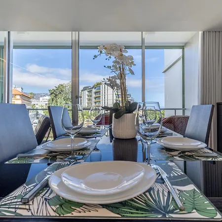 Appartement Vista Savoy By Rmz *