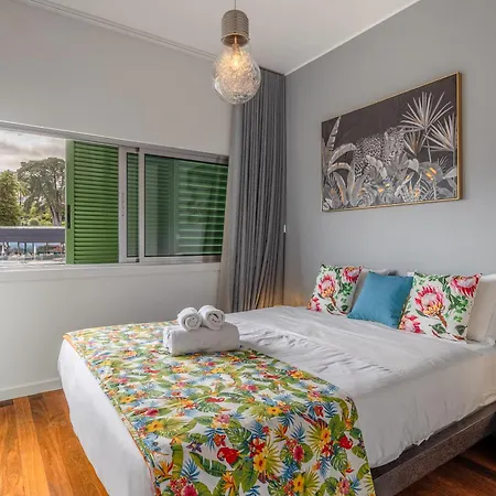 Vista Savoy By Rmz Apartment Funchal (Madeira)
