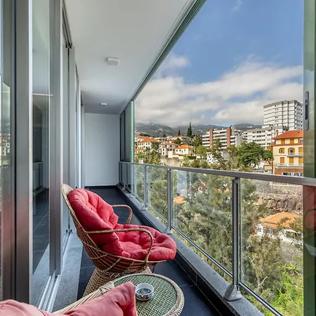 Vista Savoy By Rmz