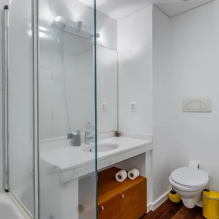 Vista Savoy By Rmz Funchal (Madeira)