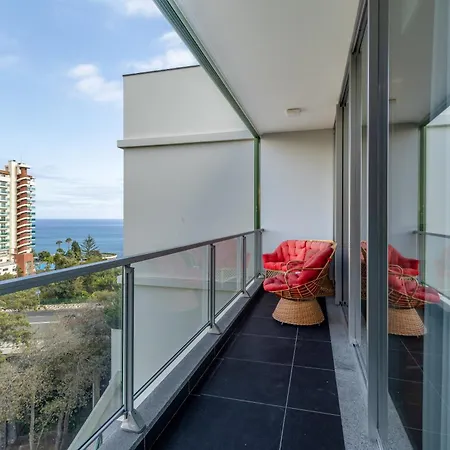 Vista Savoy By Rmz Appartement *