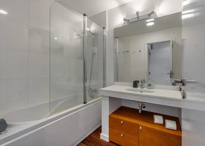 Vista Savoy By Rmz Apartman Funchal