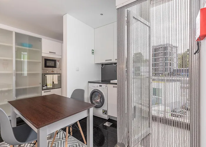 Apartman Vista Savoy By Rmz *